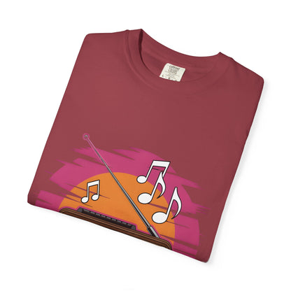 🎶 Retro Radio Vibes T-Shirt – Vintage-Inspired Music Tee for Summer Style & Good Times
